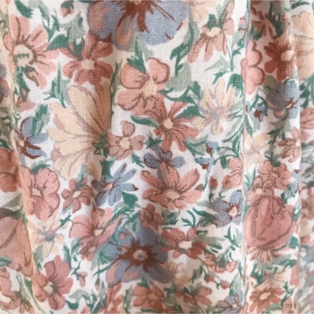VINTAGE Floral Ruffle Collar Button Up Blouse - Picture 4 of 7